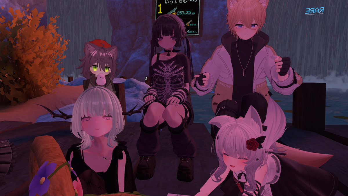 hr_vrc's tweet photo. 五目並べ部、これからも。 https://t.co/TgeSLwSPWH