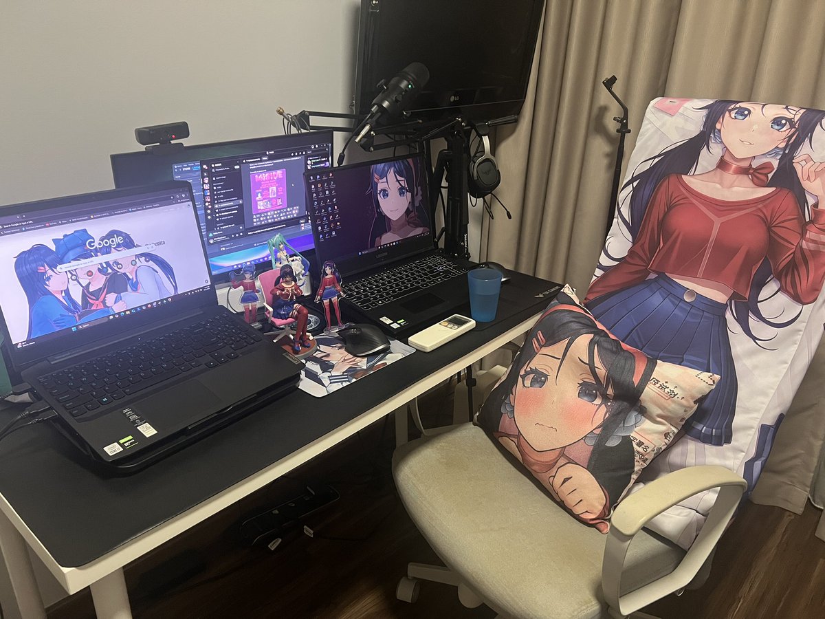 ThedChan's tweet photo. It’s hard to put how sad I feel right now. All my life, my effort into my MiSide fanart. Ever since I played MiSide, I’ve been a full supporter of the game, and making videos. But I didn’t manage to win the #MitaBirthArt contest, and honestly, it’s really disappointing with cry https://t.co/Ez4L4hJE8m