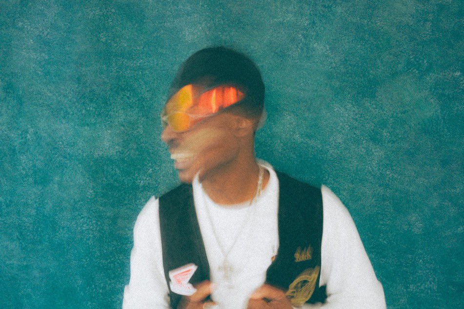 TayceTalksMusic's tweet photo. JEV.🎙️ 
NEW PROJECT🎶 

LONERWRLD VOL.2💽
FEATURES👥:
HILLARI👤
CONDUCTOR WILLIAMS👤
PLANET GIZA👤

🚨OUT NOW🚨 https://t.co/JDARee2Jhl