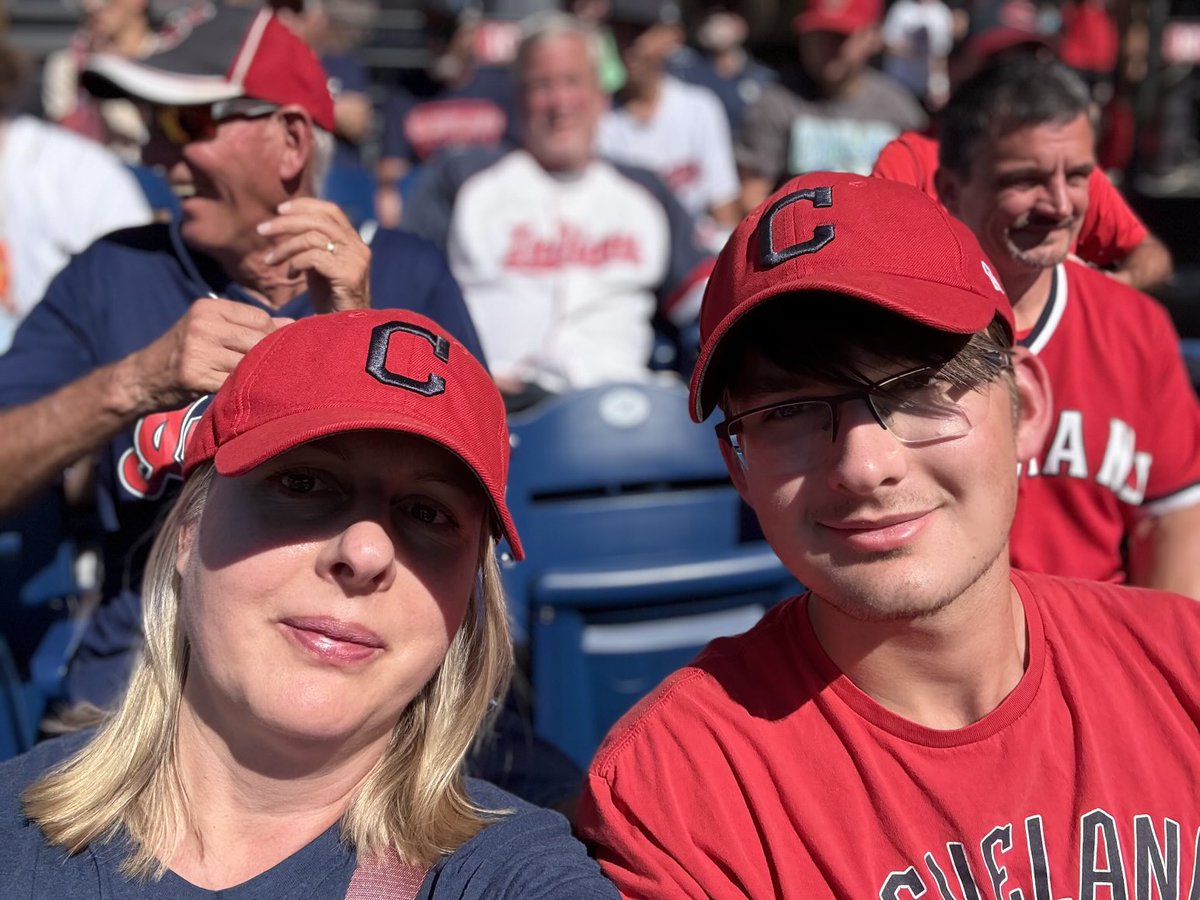 Teresa Ringenbach tweet media