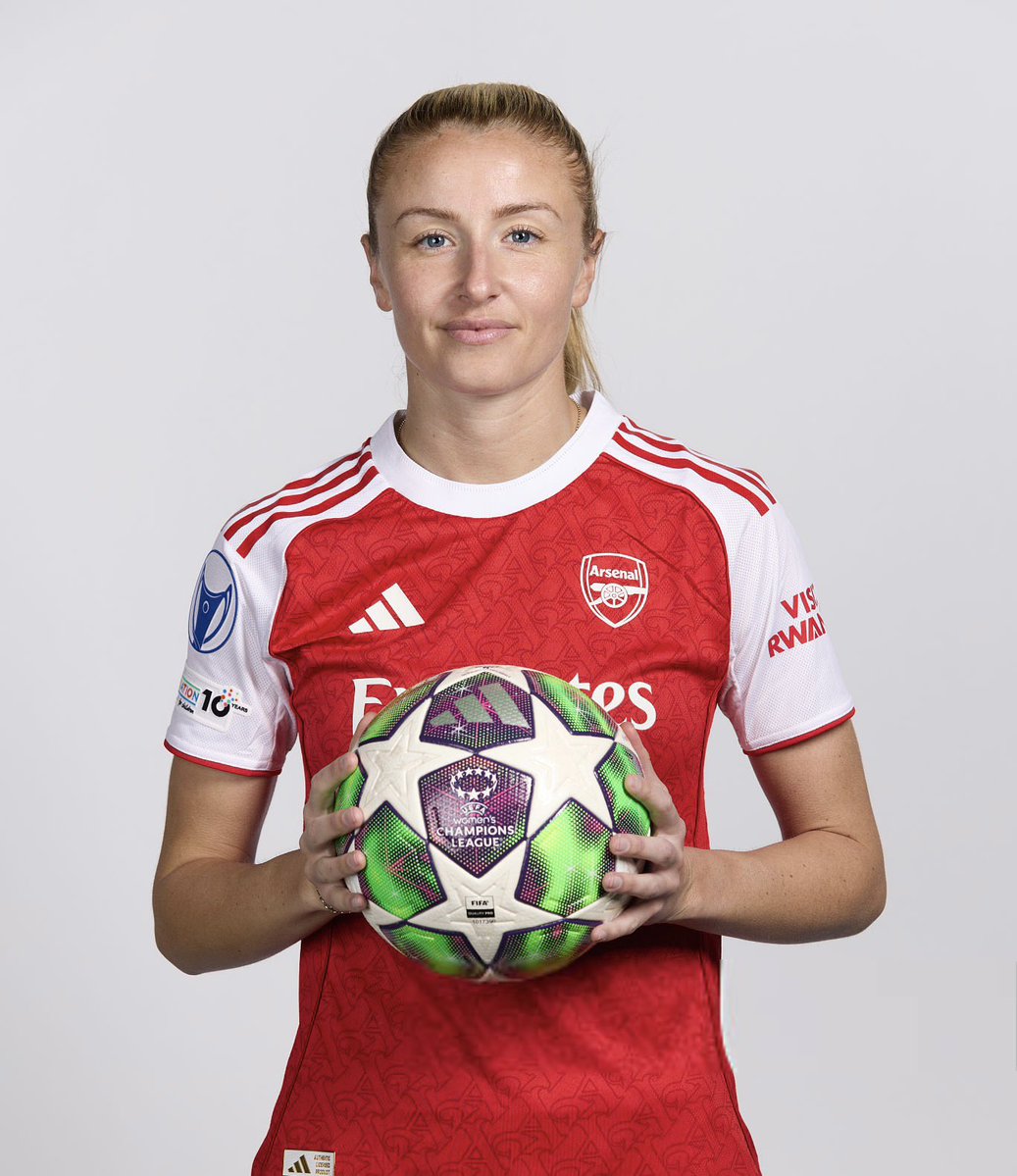 lw6source's tweet image. 📸 | leah williamson for uefa women’s champions league 2025/26 portrait session