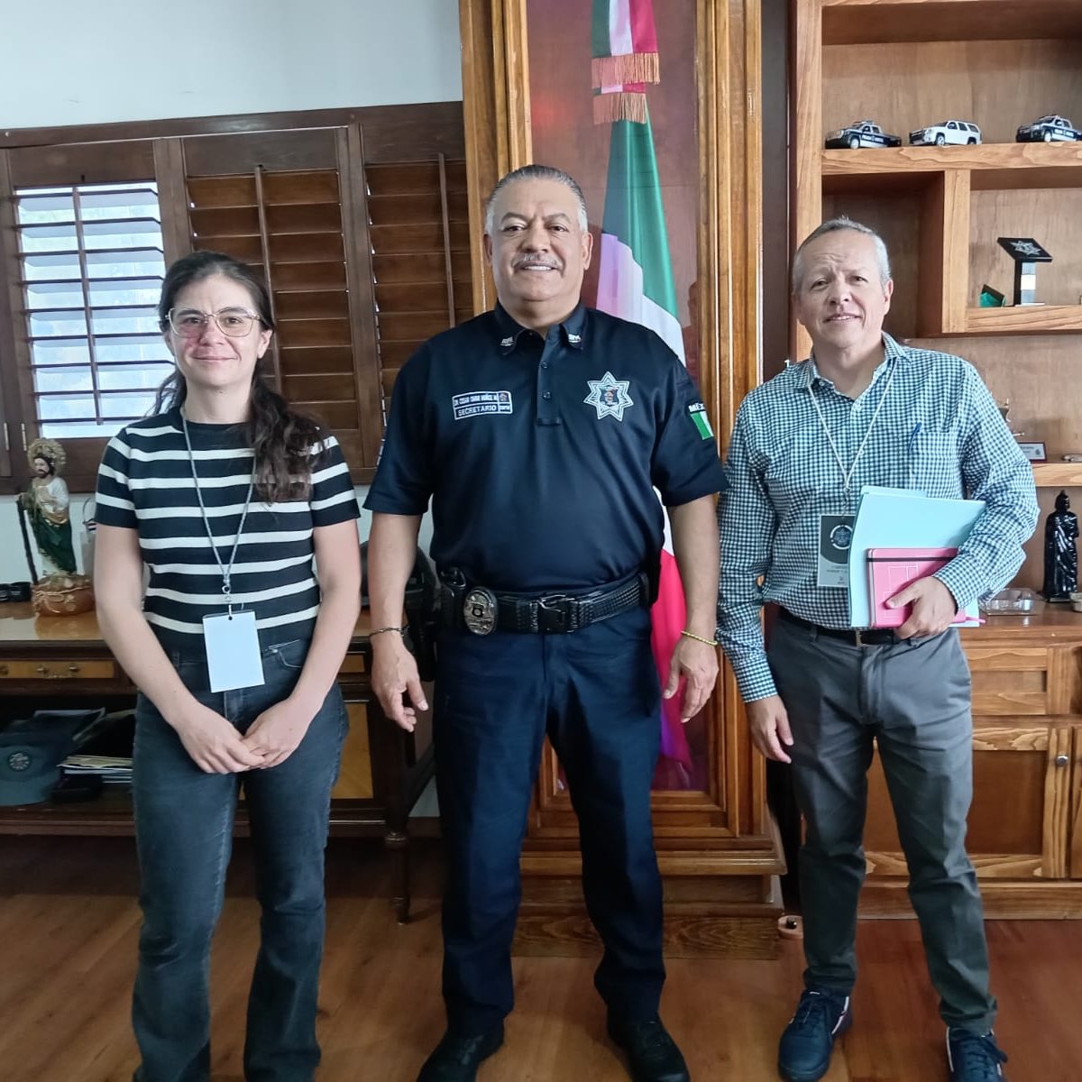 👥 En Cd. Juárez, nuestro equipo desarrolla diagnósticos y rutas de fortalecimiento para la CSPCHJ, la <a href="/udappsspm/">Udapp Sspm_Jrz</a>  y la Dirección de Investigación de la Contraloría Municipal, con apoyo de <a href="/FICOSEC/">FICOSEC</a>  y autoridades locales. Por una policía más justa y transparente. ✨