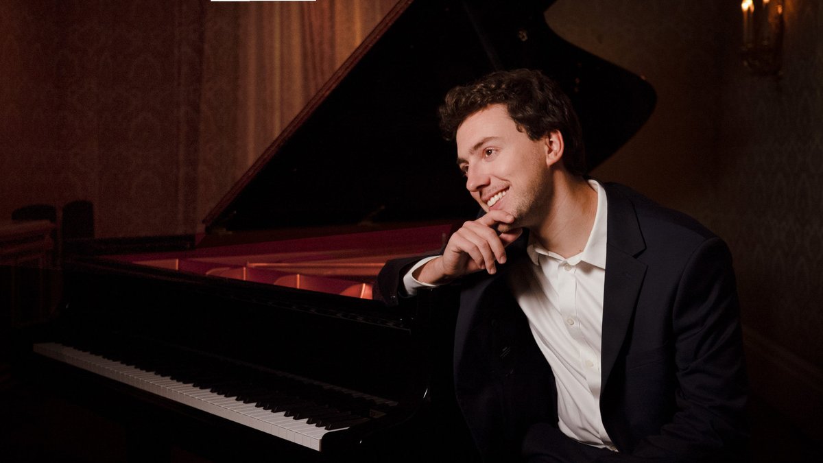 Talent Unlimited Lunchtime Recital with  Krzysztof Moskalewicz, #piano

Tuesday 14 October 2025, 1 pm

Programme:
Beethoven 
Paderewski
Szymanowski - Variations in B flat minor Op. 3
Lunchtime concerts are free at St Pancras Church, Euston Road, #London <a href="/StPancrasChurch/">St Pancras Church</a>