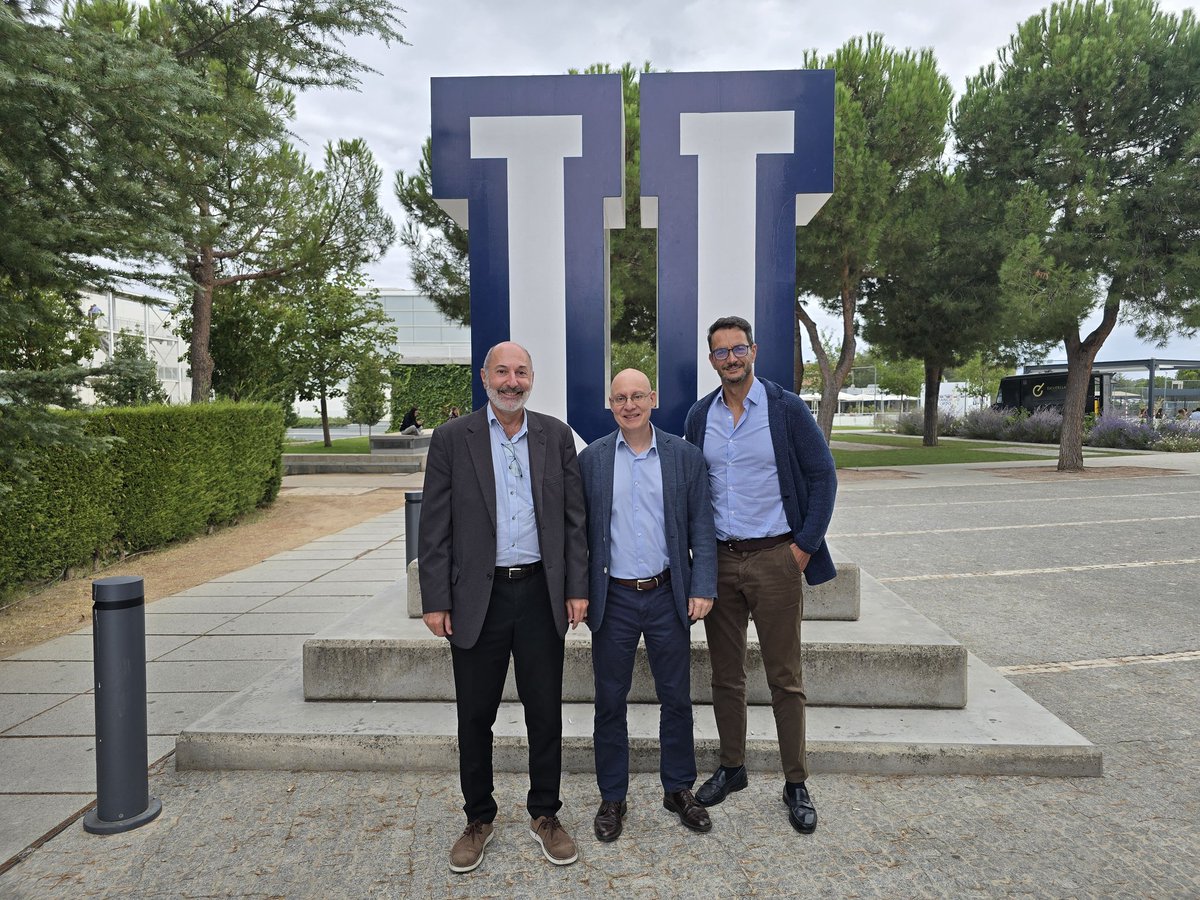 Ubikare colabora en el Grado de Biotecnología de la Universidad Francisco de Vitoria en el encuentro con estudiantes de 4º curso dentro de la asignatura “Actividad de la Empresa Biotecnológica”, impartido por José Luis Gómez Lega, profesor y coordinador del Grado de ADE.