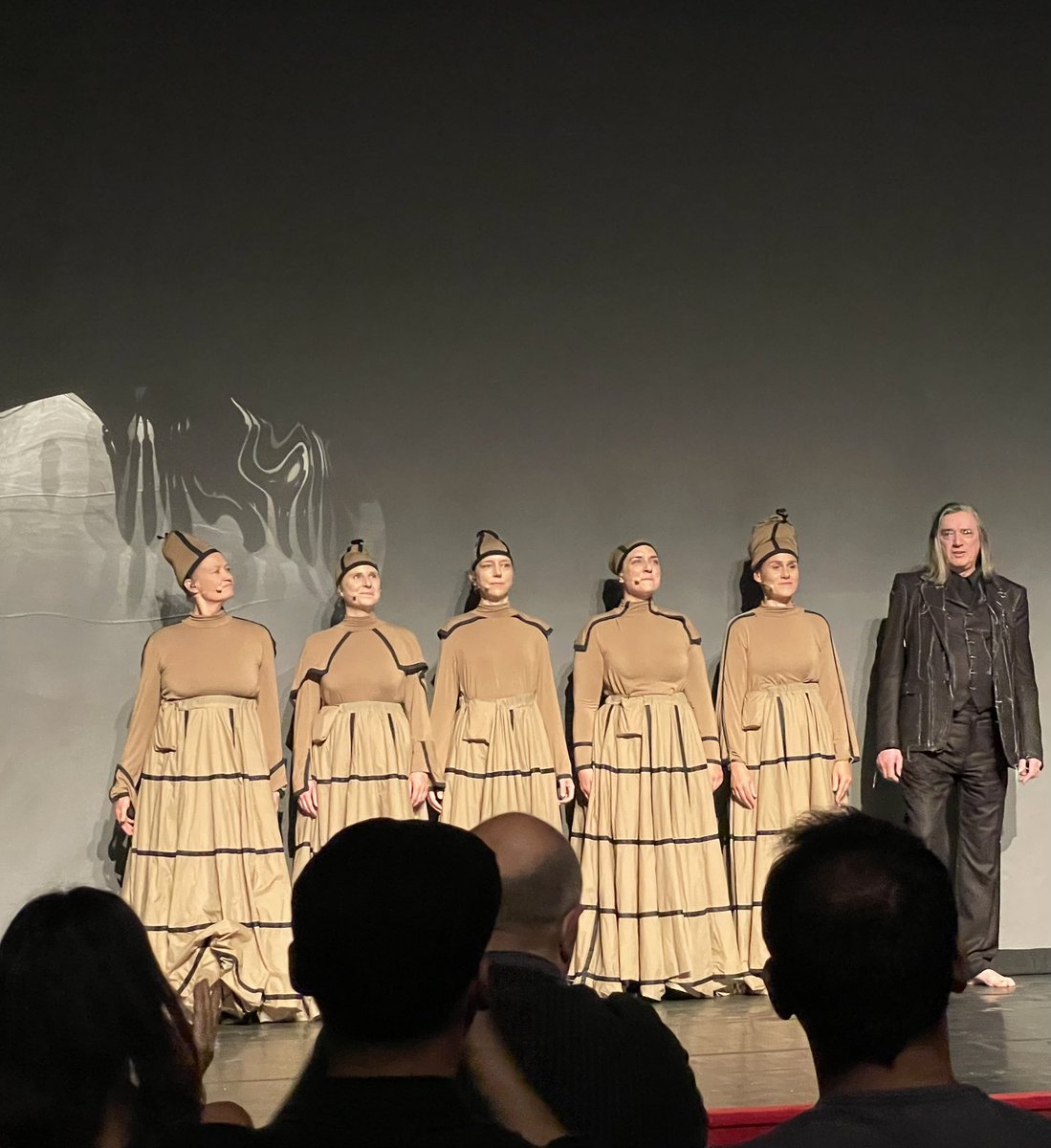 Flammenwerfer – Hotel Pro Forma / Blixa Bargeld / IKI @ Teatro Argentina, 27/09/2025.
Ne scrivo su #extramusicmagazine 👇

xtm.it/DettaglioTeatr…

#teatro #teatroArgentina #music #musica #review #recensione #theatre