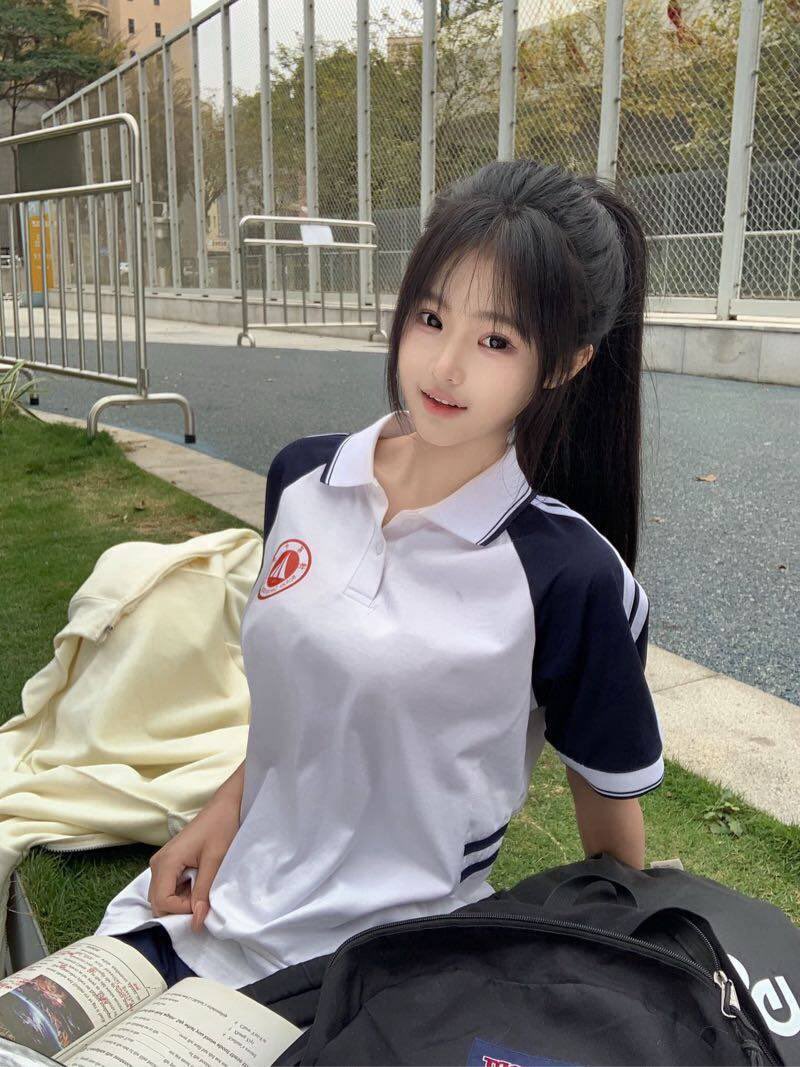 福利姬灵灵全球cos外围经济（全国独家资源）分享的黄推图片3 - 网红私拍内容