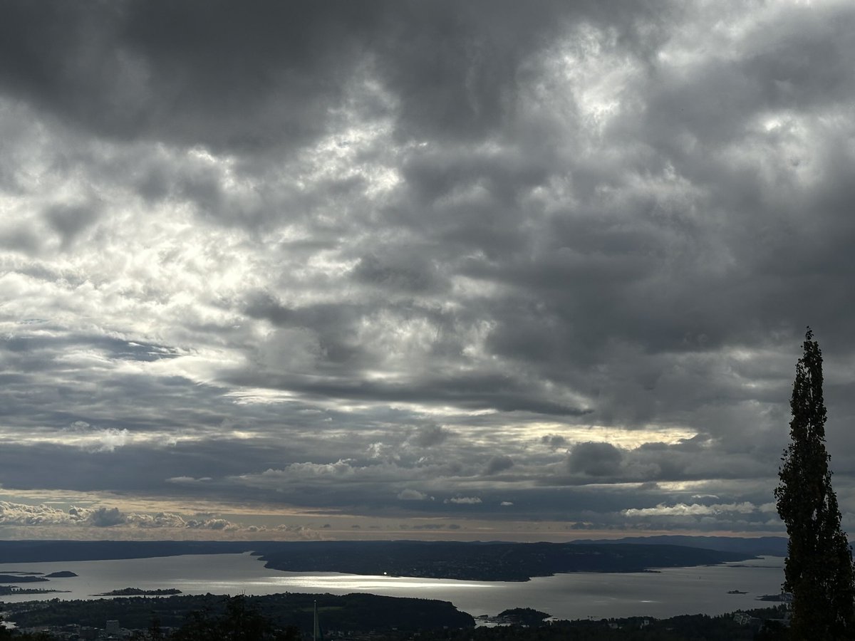 bettanyhughes's tweet photo. In #Oslo #Norway researching #Vikings for a new project and witnessed one of the most exquisite #rainbows and landscapes I’ve ever seen - thank you #Oslo  #Nordic #beauty #Viking #history #archaeology X https://t.co/G6mWoiTR7c