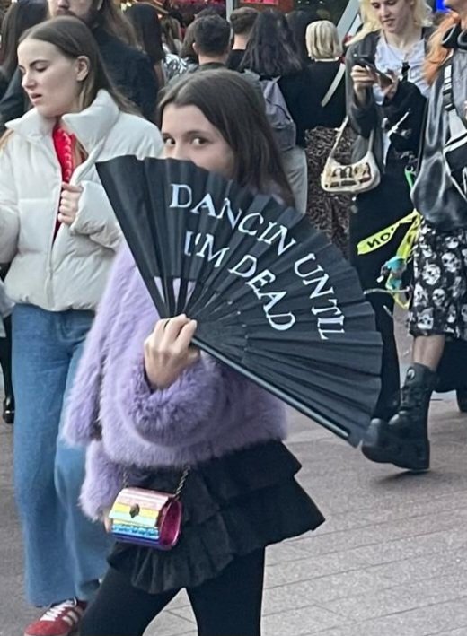 Ian Carter (@iancarterim) on Twitter photo I was supposed to be watching Icelandic shoegazers <a href="/oyamaband/">Oyama</a> tonight but lost an argument with my daughter and here I am at Lady Gaga instead. I was supposed to be watching Icelandic shoegazers <a href="/oyamaband/">Oyama</a> tonight but lost an argument with my daughter and here I am at Lady Gaga instead.