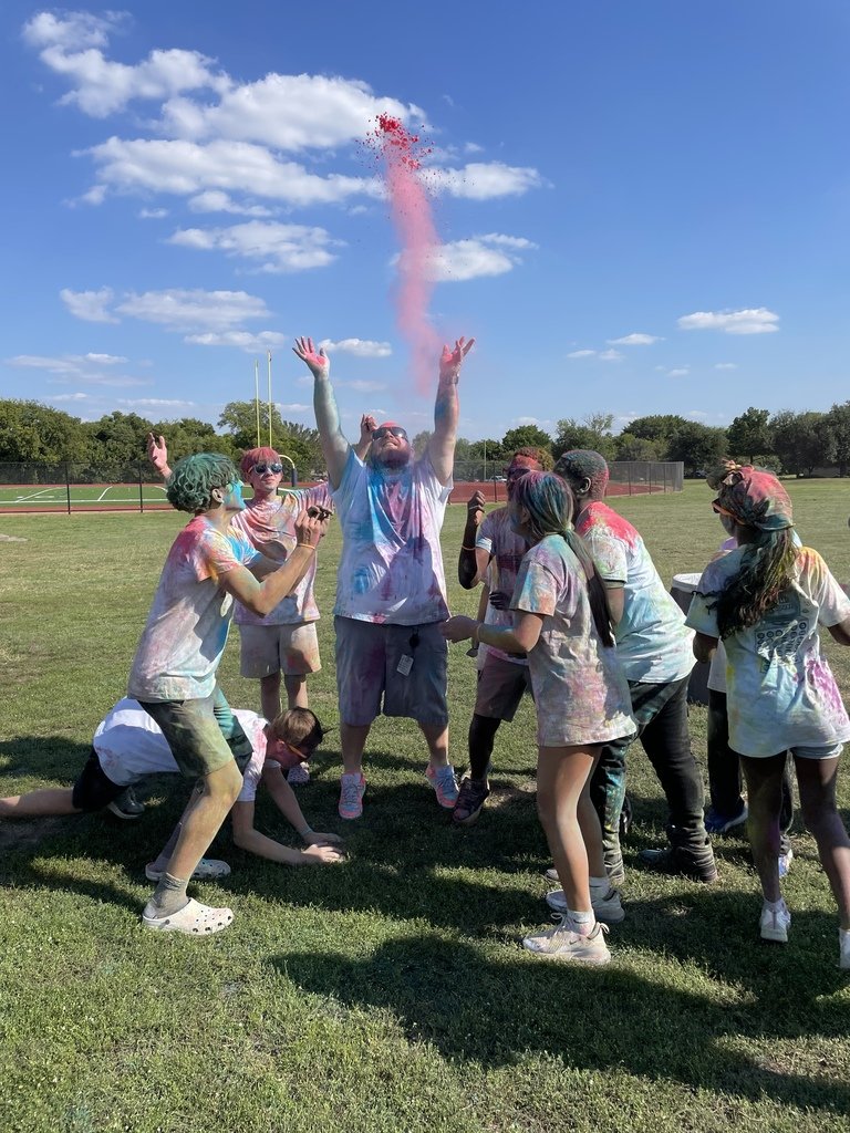 EvansPanthers's tweet image. Thanks to all who donated for our APEX Fundraiser! 💰 We successfully reached our goal AND our students had a BLAST at our Color Battle! 🟢🟡🔵 #EvansIMPACT