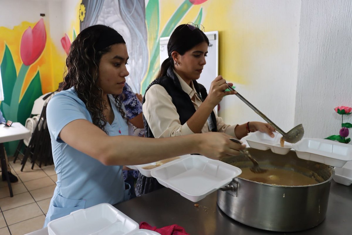 El Presidente Municipal Juan José Frangie supervisó las zonas afectadas en La Martinica, Lomas de Tabachines y Balcones de la Cantera por la tormenta del día de ayer. 

Desde el primer minuto, activamos un operativo integral para brindar atención a las familias afectadas y