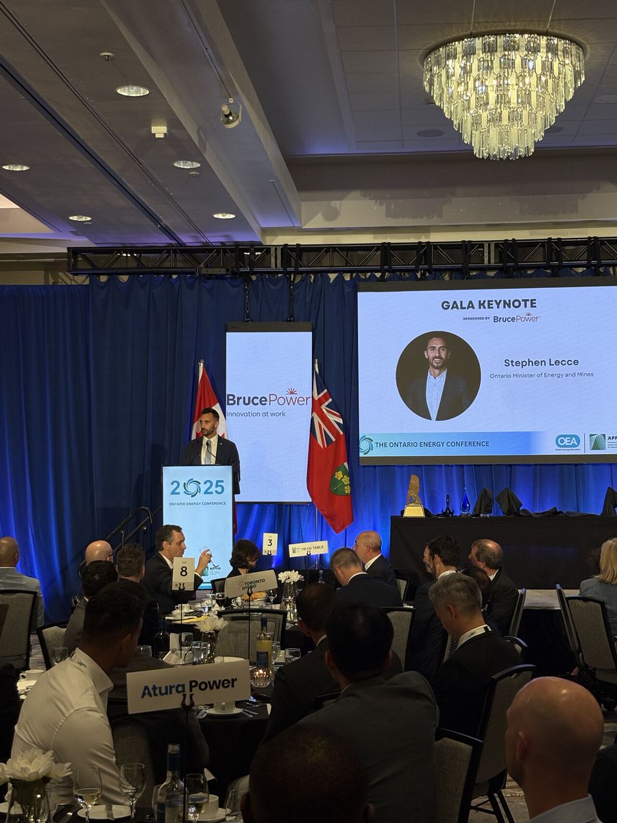 Bruce_Power's tweet photo. Great to see our COO & EVP, James Scongack, introduce Minister Stephen Lecce at the joint OEA/APPrO Ontario Energy Conference. Collaboration is key to powering Ontario’s energy future — and we’re proud to be part of the conversation. ⚡#OntarioEnergyConference #BrucePower #OEA #APPrO @jscongack @Sflecce @energyontario @APPrOntario