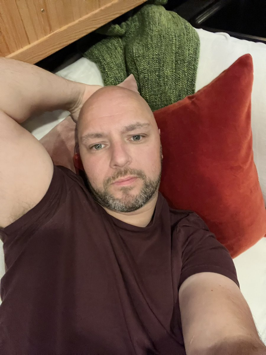 Chris 🐾 tweet media