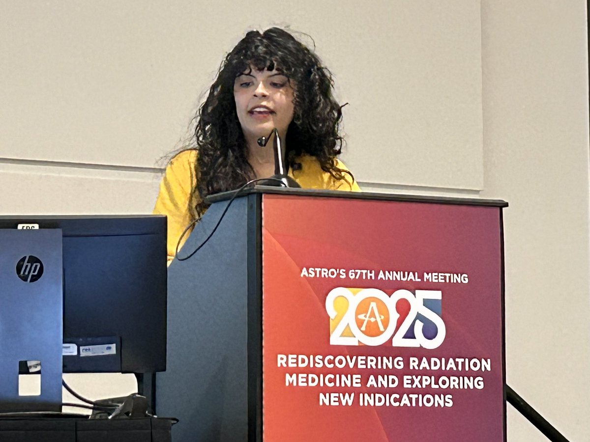 fumikochino's tweet photo. Medstud @ktitomed @MSMEDU presenting at #ASTRO25.
☢️⚡️💸Proton #radiation did not save on short term OR long term costs over photon RT for #esophagealCancer #esocsm even 5 years into #survivorship #survonc https://t.co/z1Y7SvGjMB