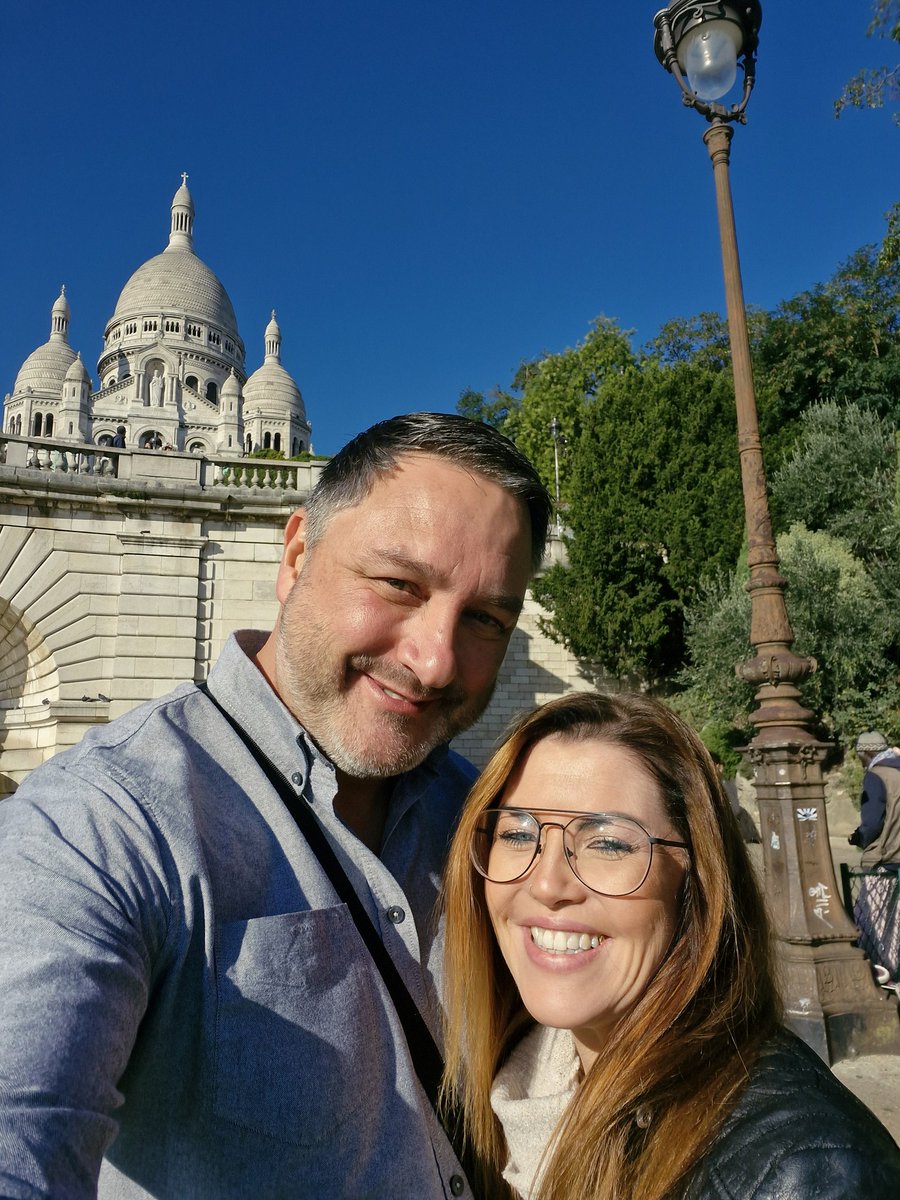 WesleyGibson5's tweet photo. I am engaged! She said oui and I'm so happy. She's the my soulmate and getting engaged was just the best (plus I caught the sunderland goal in a bar in Paris a few hours earlier 🤣) https://t.co/NEaxPPnzJh