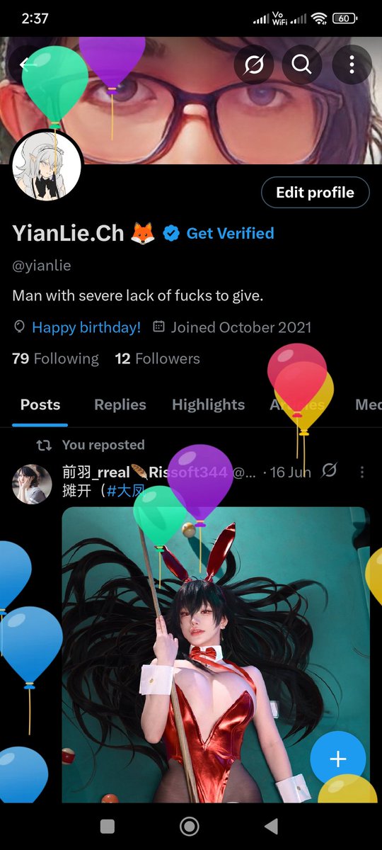 yianlie's tweet photo. Got myself some balloons. https://t.co/U2vMuGy61r