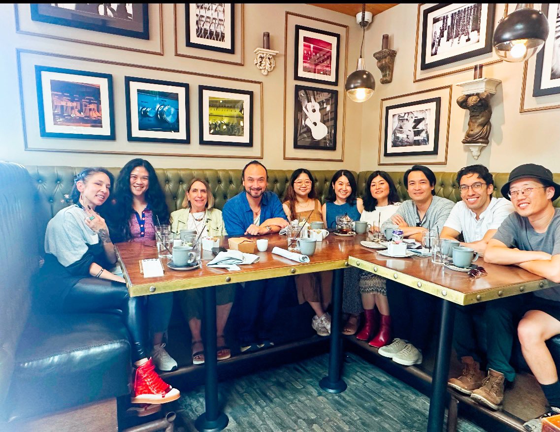 A-Game had the tremendous privilege of lunching with <a href="/CaroleKirsch/">Carole Kirschner</a>. She shared some amazing advice such as: If you want to be known as a certain type of writer, don’t just TELL people that’s what you want — SHOW them by WRITING the script! amzn.to/4mL8tod