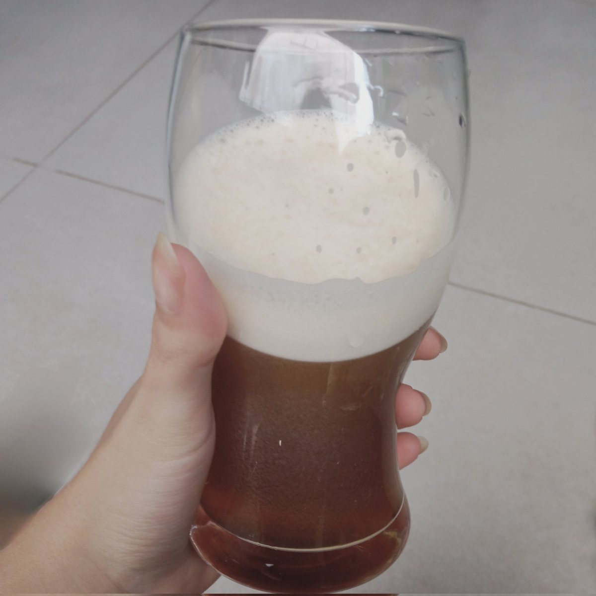 0kcalsyrup's tweet photo. ｡⁠*ﾟ⁠+ chá preto batido com limão 🍋‍🟩 https://t.co/1yh6hzlsjG