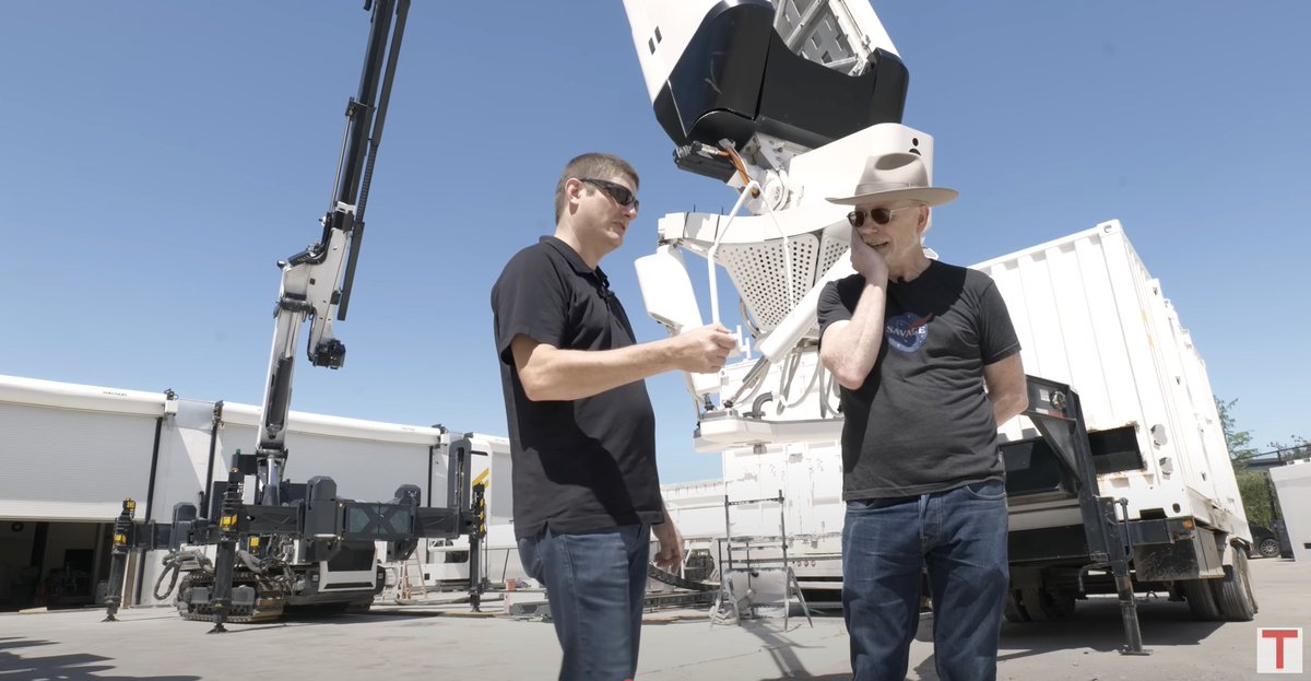 ICON3DTech's tweet image. Here’s what happened when @donttrythis of @testedcom and formerly of @MythBusters, came to see our next-gen multistory 3D printer at ICON and learn more about how to 3D print a home --&amp;gt; youtu.be/orurGdrlzIs?fe…