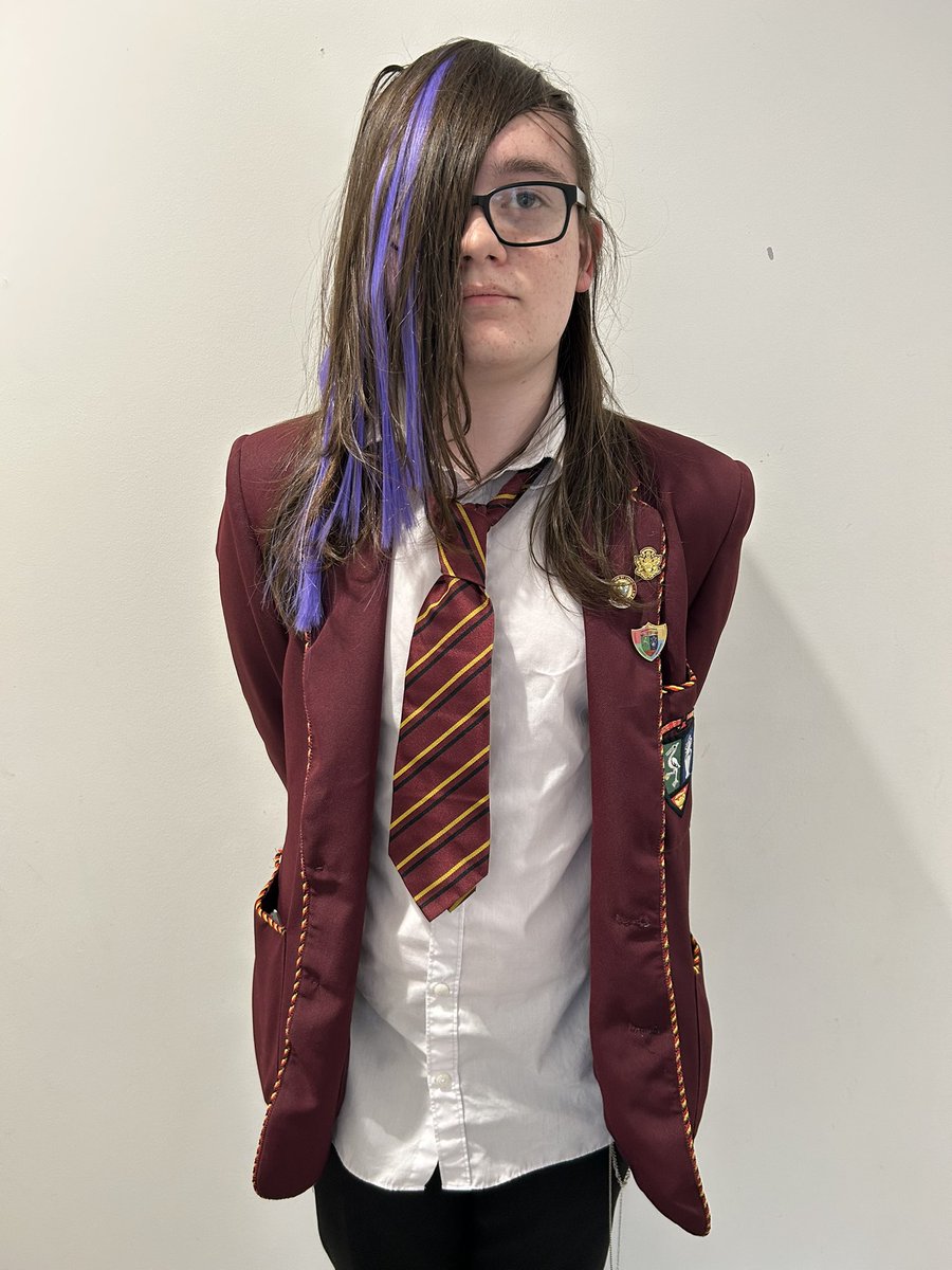 Absolutely phenomenal work from <a href="/TeamKinloch/">Team Kinloch</a>’s Dominic Nelson as a result of his work with <a href="/CareerReadyUK/">Career Ready</a> last session. Dominic developed an on-line community based learning directory for adults in Dundee.

Great job Dominic. We are all very proud of your efforts. 👏🏻👏🏻💙