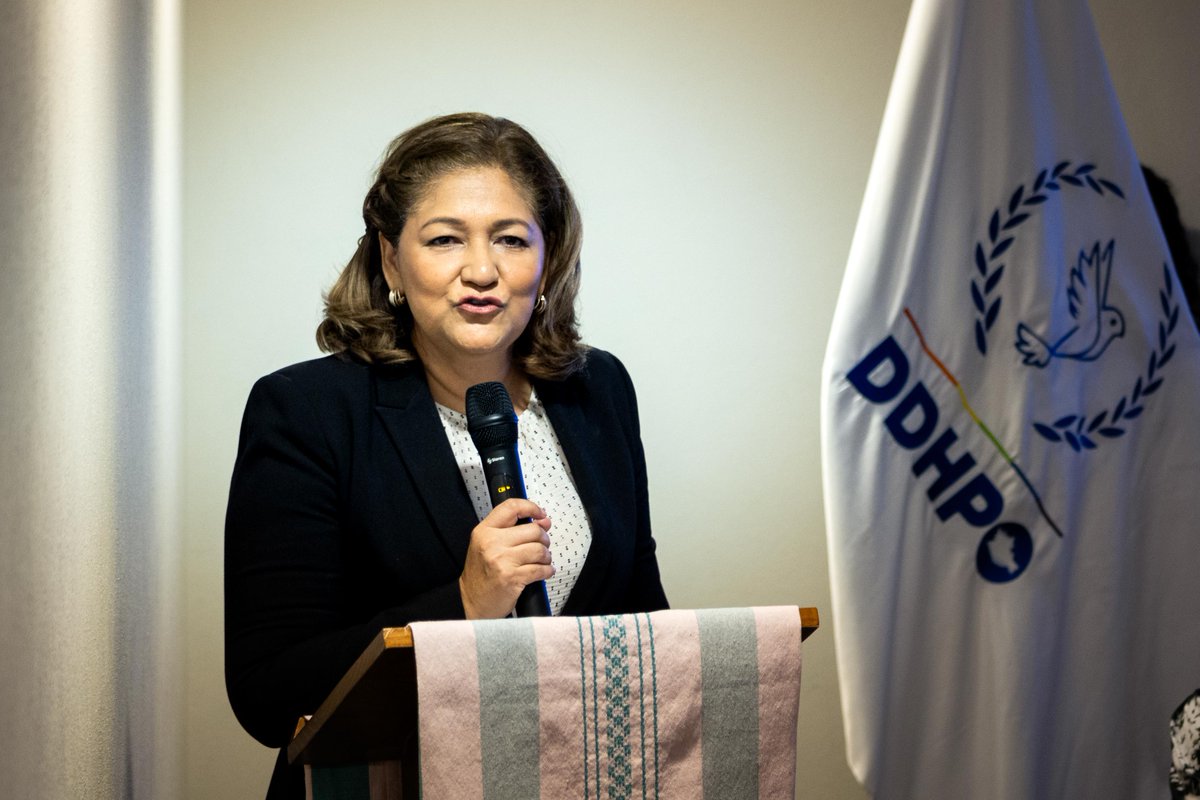 DDHPO's tweet photo. La titular de la #DDHPO, Mtra. Elizabeth Lara Rodríguez, atendiendo al compromiso de trabajar interinstitucionalmente en búsqueda de garantizar y proteger los derechos humanos de todas y todos, encabezó la Firma de Convenio de Colaboración...(1/4) https://t.co/JAvMreo3ts