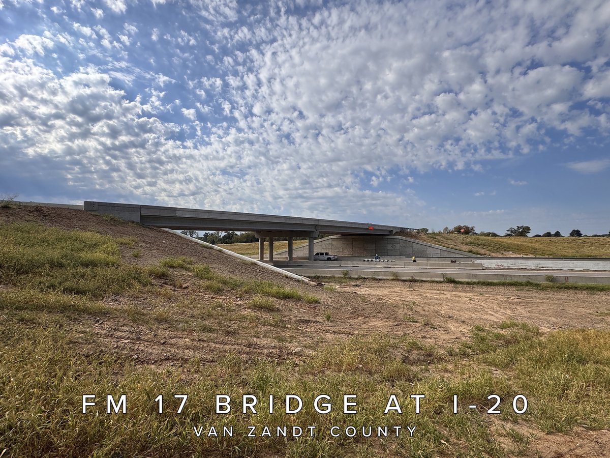 TxDOTTyler's tweet photo. New bridge, who dis? Van Zandt County has two new bridges in service over I-20. The FM 17 bridge opened recently and the FM 47 bridge opened this week. Crews are still working on portions of the project, but the major work is done. #BeSafeDriveSmart https://t.co/RV16LHlUgI