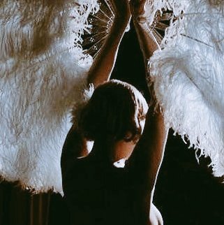 ⠀⠀ ⠀ ⠀⠀ ⠀
an original character ૦  burlesque underground dancer

tw : tagged ૦ au ૦ multiverse ૦ oc and crossover friendly

⠀⠀ ⠀ ⠀⠀ ⠀ ⠀⠀ ﾒ૦ﾒ૦
⠀⠀ ⠀ ⠀⠀ ⠀
crafted by Andie.♡̷̷ˎˊ˗
⠀⠀ ⠀ ⠀⠀ ⠀⠀⠀ ⠀ ⠀⠀ ⠀ ⠀⠀ ⠀