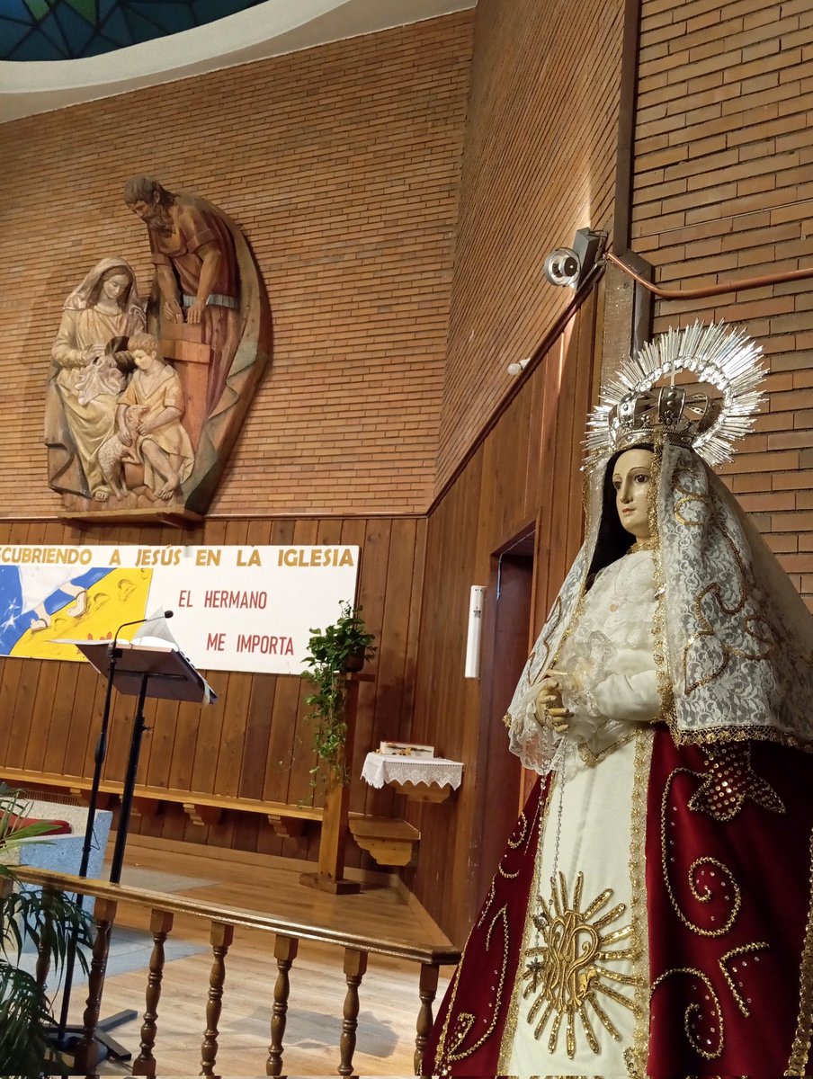 Nuestra Señora la #VirgenDelBuenSuceso, ya se encuentra en nuestra querida <a href="/SagradaAvila/">Parroquia Sagrada Familia Ávila</a>, donde desde mañana, presidirá el rezo del #SantoRosario, que tendrá lugar de lunes a sábado a las 19h. ¡Os esperamos! #MesDelRosario #Ávila #SomosDelResucitado