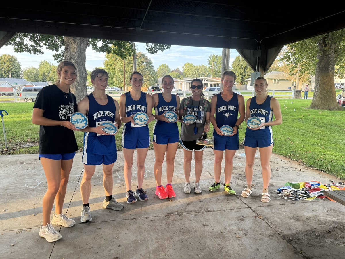 Big thanks to <a href="/PSCBobcatSB/">Peru State Softball</a>  for showing up and showing some love to the Blue Jays at our invite!! We appreciate you guys! 💙