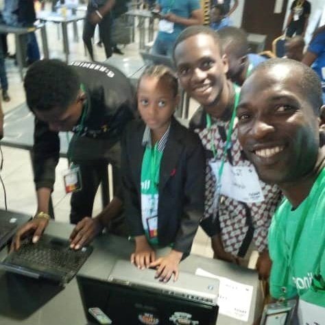 thetechsteph's tweet image. Found some old pics 🤭😎

Omo.... I must make it in this tech space o🤲