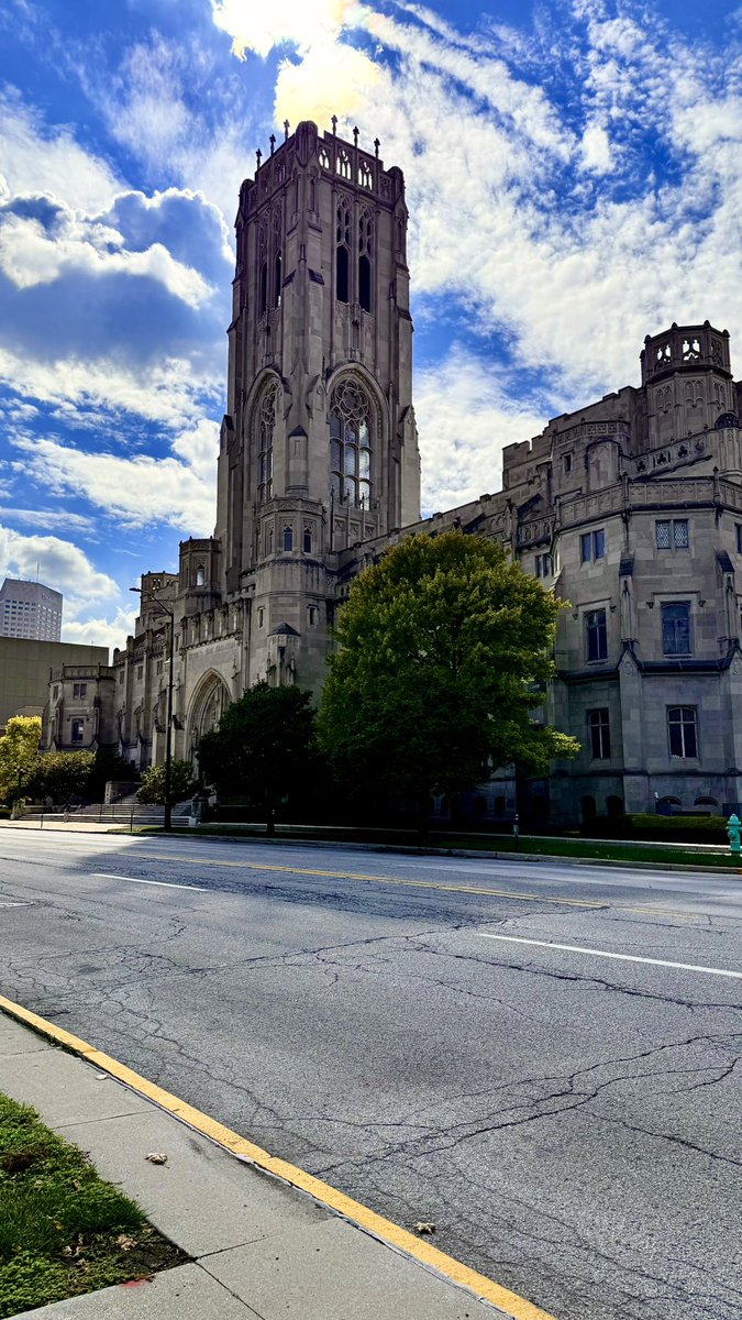 ChrisMH91's tweet image. Downtown Indianapolis #fyp #chrismh91 #chrishutchinson #indianapolisindiana #downtown