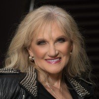 𝔇𝔬𝔪𝔞𝔦𝔫𝔇𝔬𝔤𝔤 🐾 tweet media