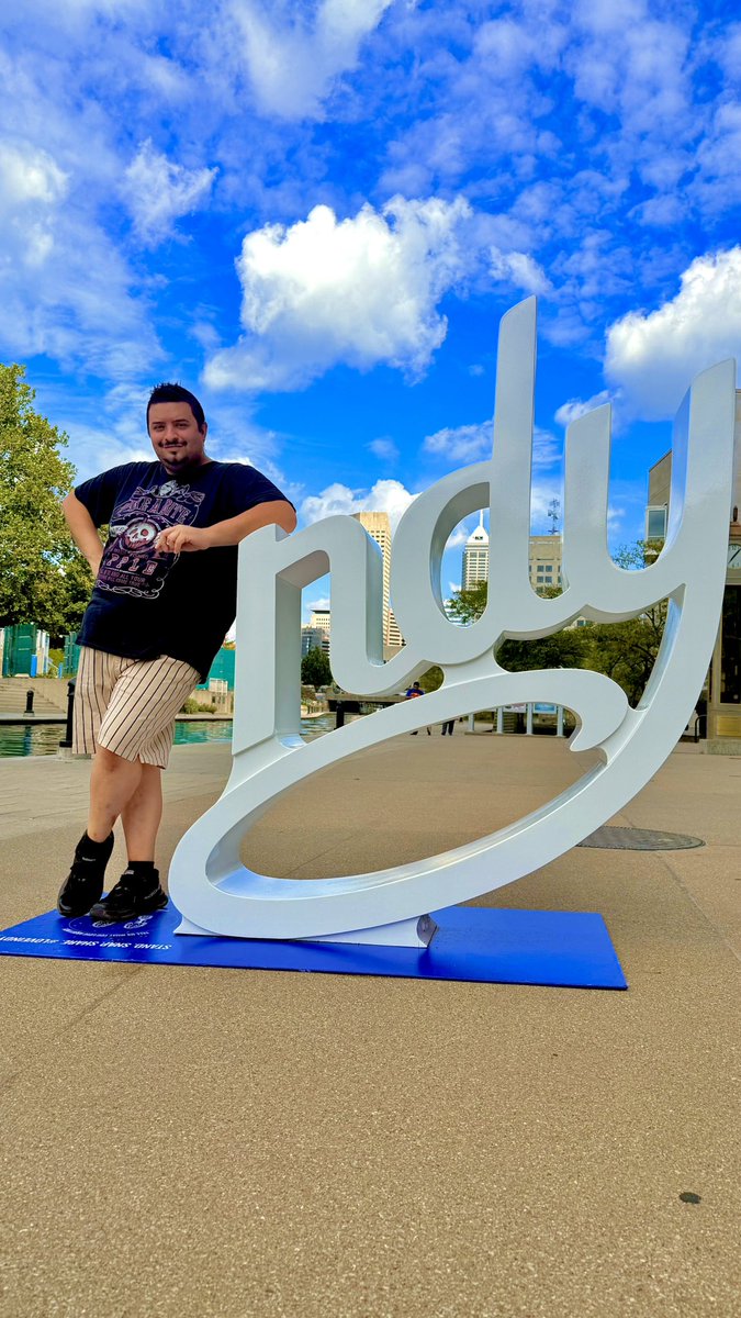 ChrisMH91's tweet image. Downtown Indianapolis #fyp #chrismh91 #chrishutchinson #indianapolisindiana #downtown