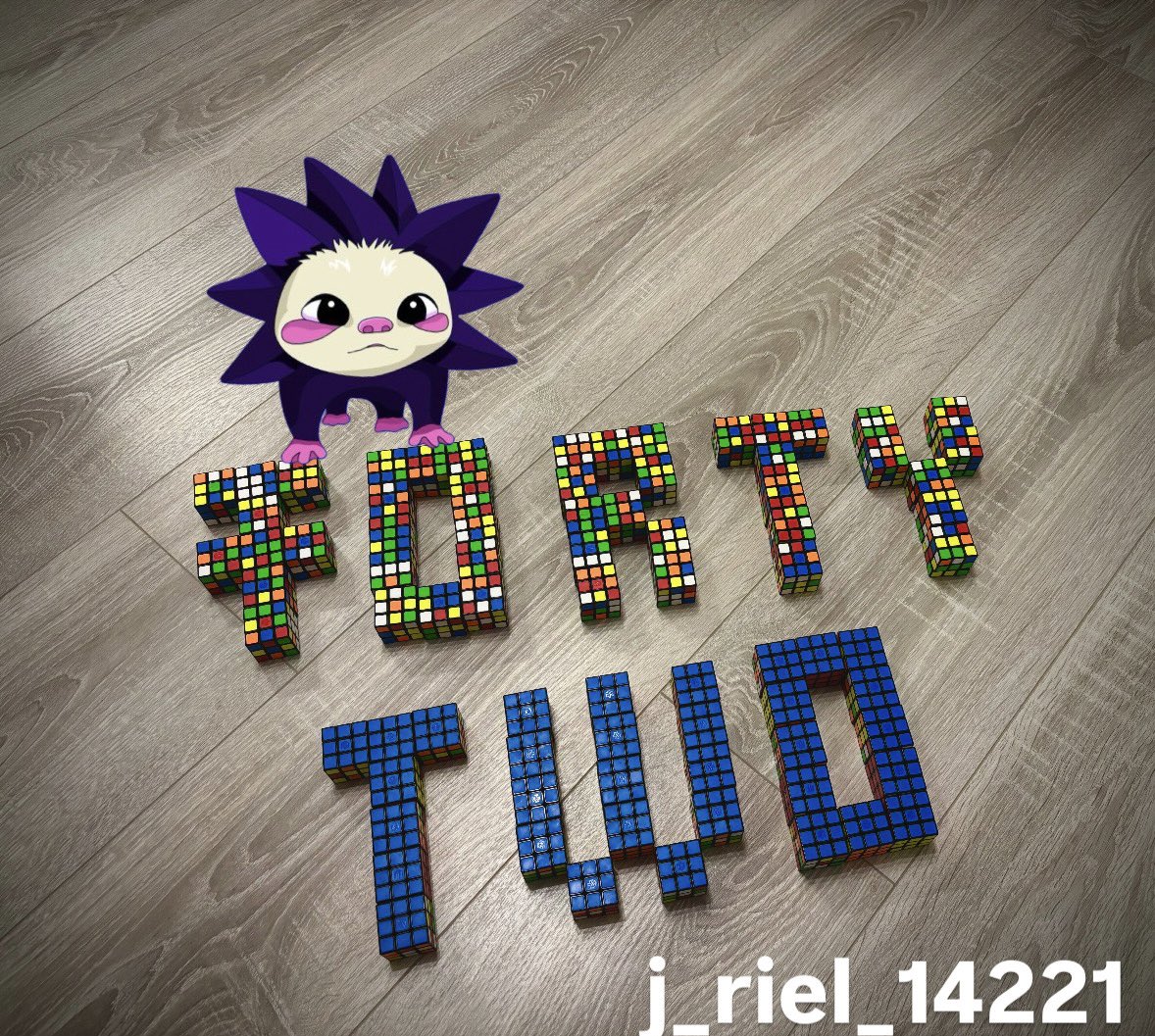 CHOGTOBER DAY 2 
with my cubes

<a href="/ChogNFT/">Chog (mainnet arc)</a> 
<a href="/fortytwonetwork/">Fortytwo</a>