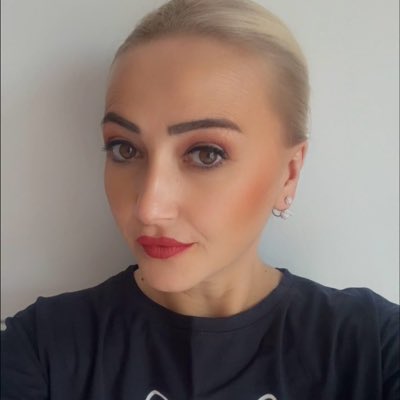 OskeLyssa's tweet photo. #YeniProfilResmi https://t.co/aVQv5nAhSt