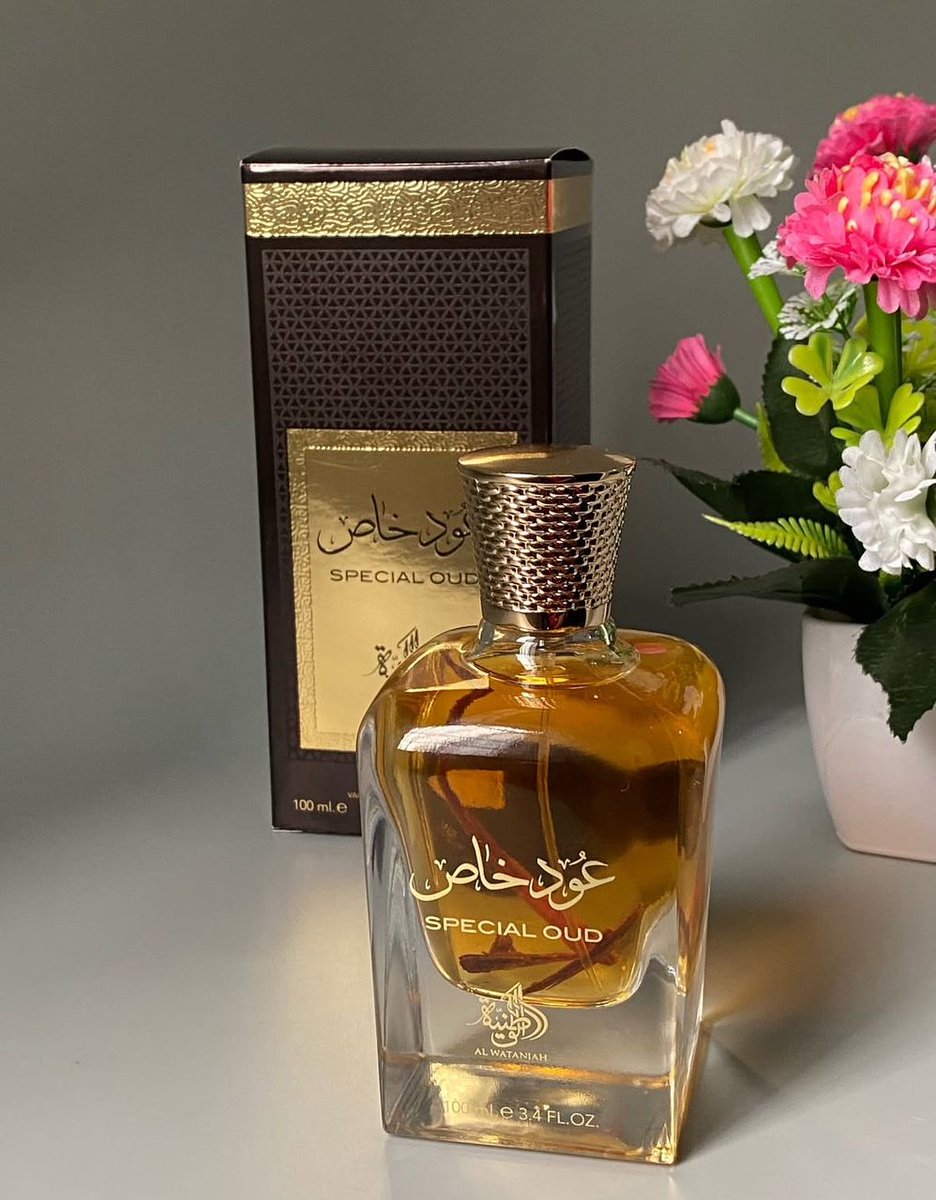 abdoul_anda's tweet photo. Special oud
Price 25k

#aima_scent #perfume #oudlovers #perfumevendor #Nigeria #abuja #viralpost #fypシviral #explore https://t.co/FNv5QvY01f