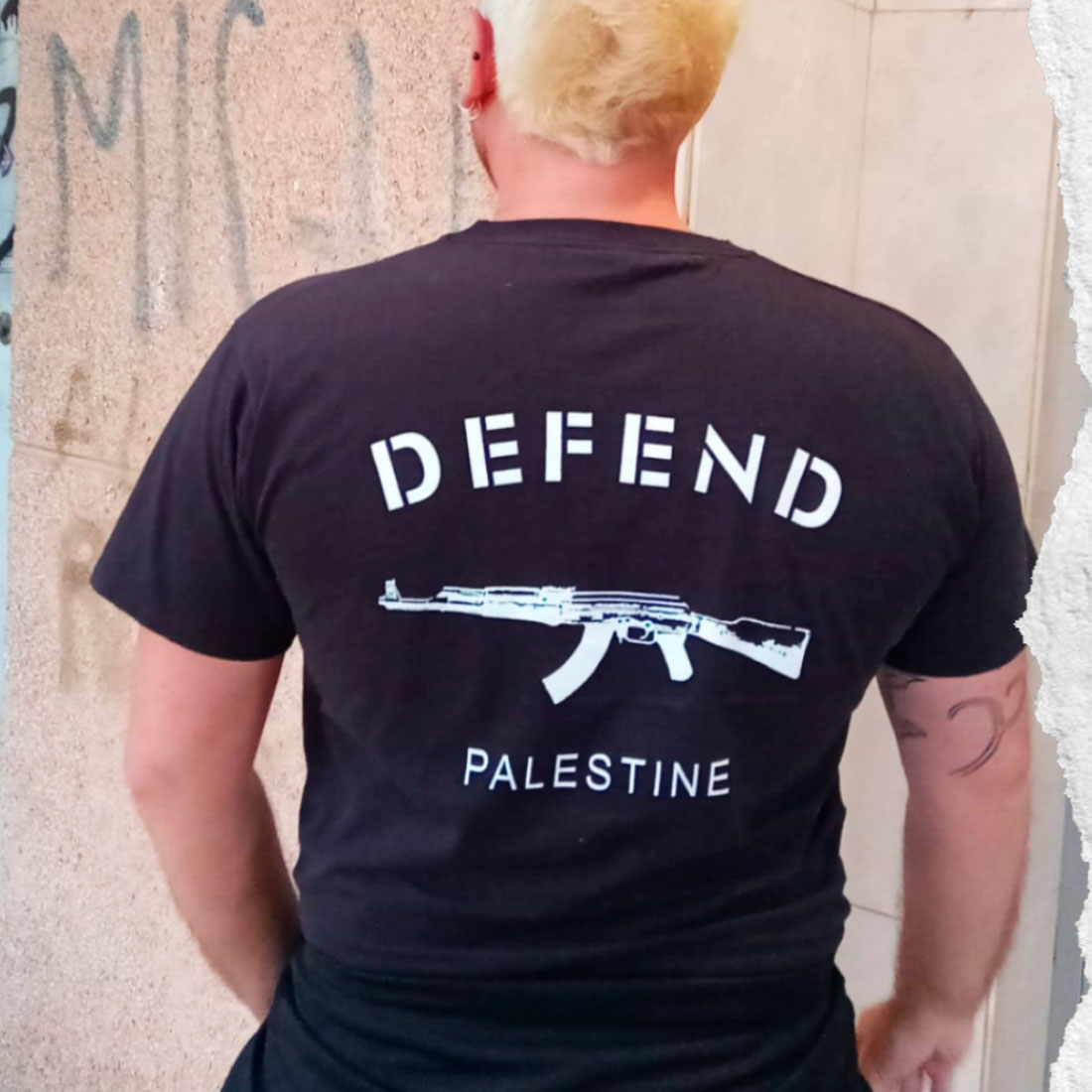 CyM_AntifaShop's tweet photo. Ante las falsas propuestas de paz, nuestro apoyo a la resistencia palestina. #DefendPalestine #andalucia #Palestina #cymclasicosymacarras https://t.co/WOvk8TCfTu