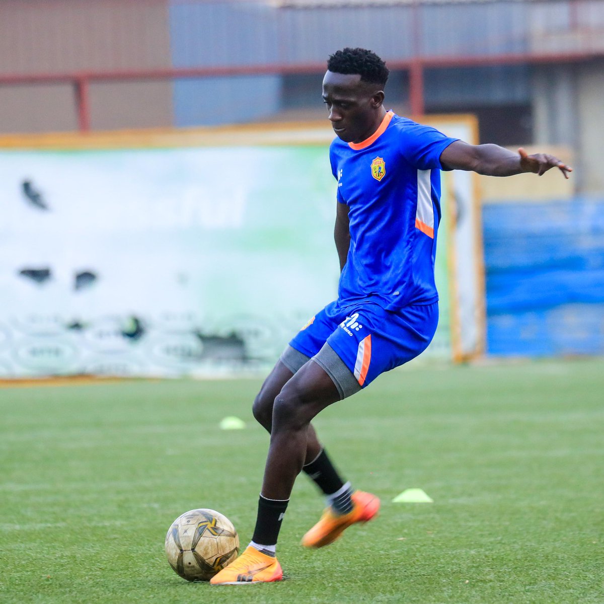 KCCAFC's tweet image. Shooting practice ☄️

#KCCAFC #KCCASCV #SUPL