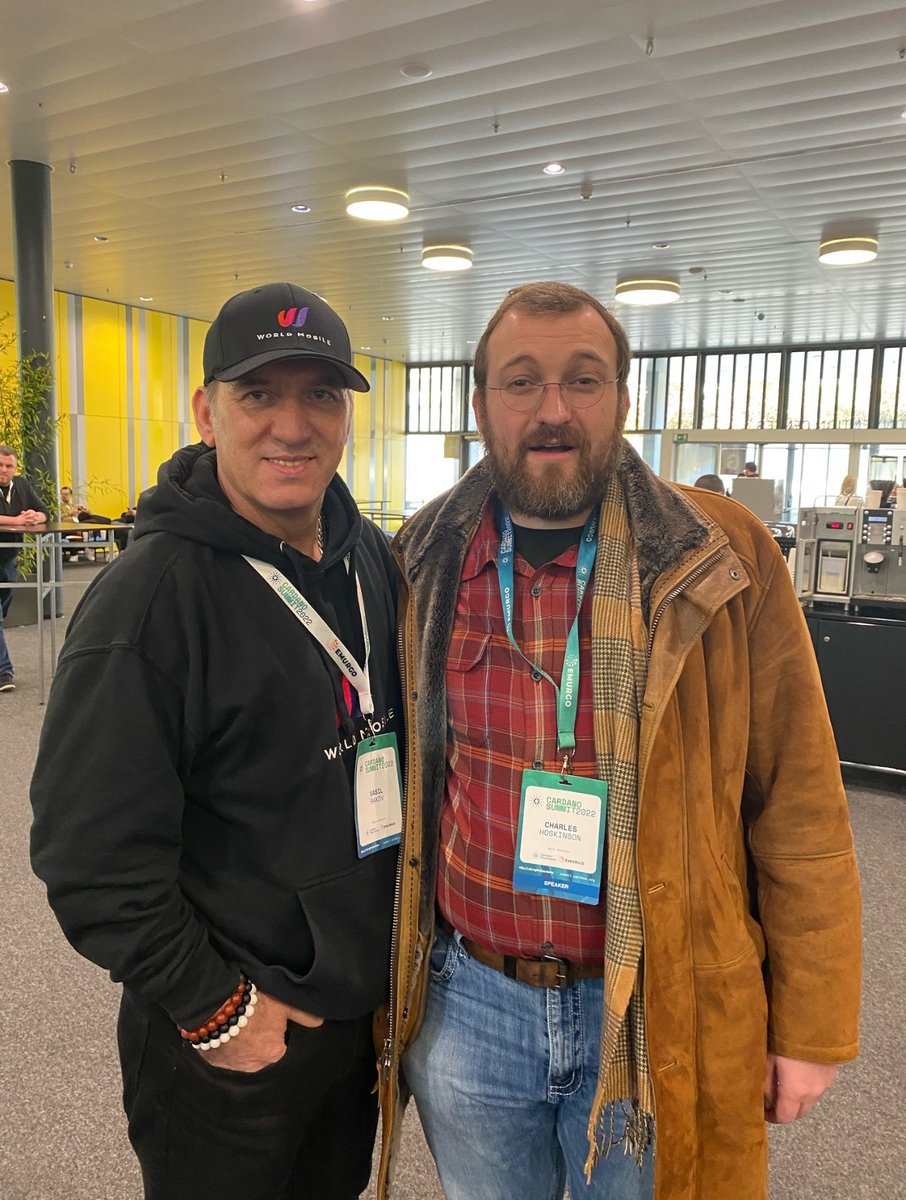 SuperiorCardano's tweet image. My thoughts on @CloverNodes :

His name is Kal. He is a father, just like most of us.

His father Vasil, at 62, was the first to show his love for Cardano and World Mobile. For Kal, it is not just passion, it is heritage.

Today his daughters London and Berlin are the third…