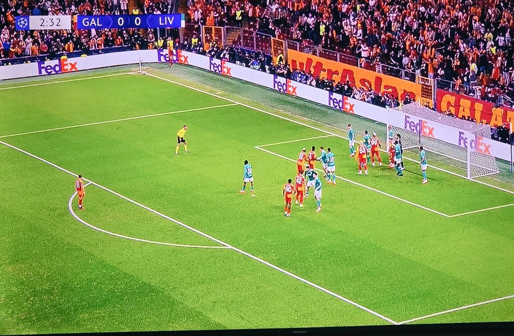 vrepvr's tweet image. Wow! Should be crazy playing there! What an atmosphere! #LFC