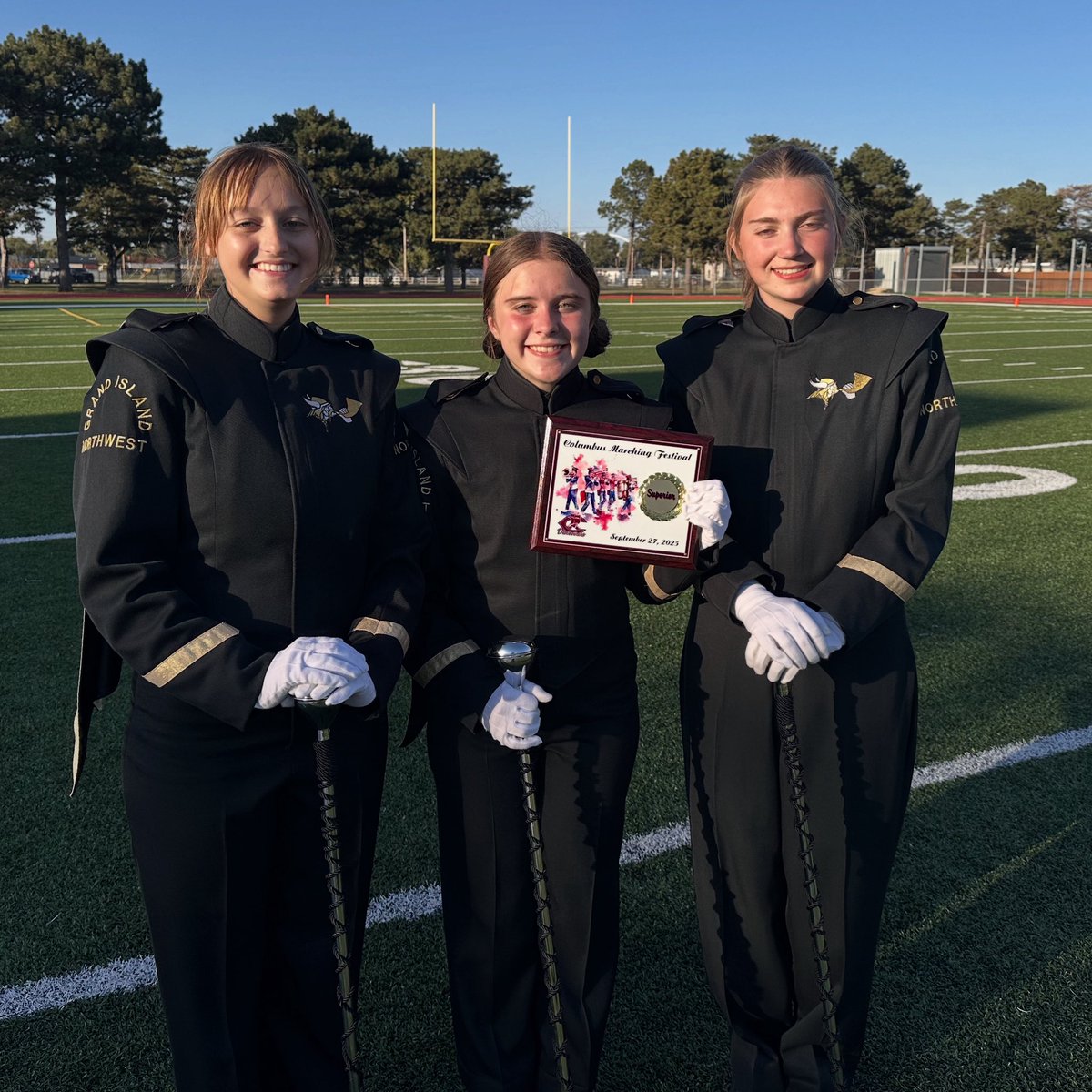 ginwband's tweet photo. The band earned a Division I, Superior rating at Columbus!

In the parade, they earned Class A first place. https://t.co/UbRIJx3NxV