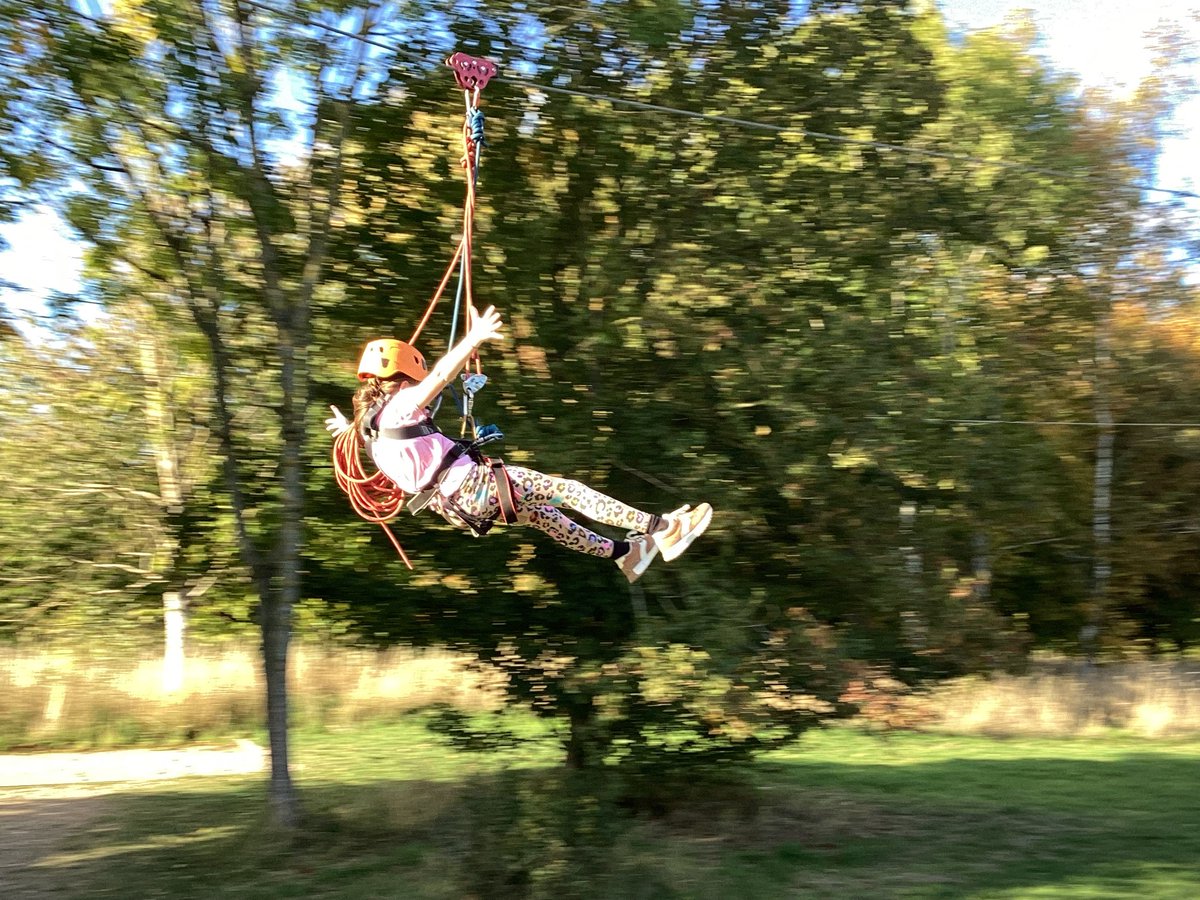 soppas_f's tweet photo. Day 2 zip line! https://t.co/U3pZqLBnJe