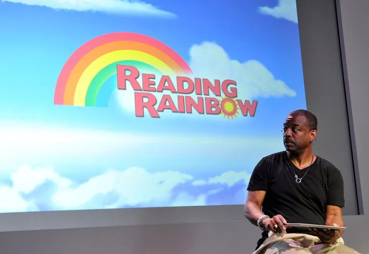Queen_City_News's tweet image. "Butterfly in the sky 🦋📚..." Renowned children’s educational show #ReadingRainbow returning after nearly 20 years; new host announced

Read more &amp;gt;&amp;gt; qcnews.com/education/read…