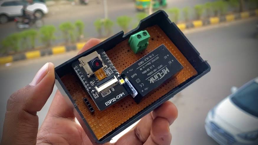 ebokify's tweet image. Project Title - Live Video Streaming using #ESP32Cam on Home Assistant Platform along with controlling appliances
🔥 Top 6 ESP32 eBooks for $20
ebokify.com/top-6-esp32-eb…
🎥 - youtu.be/rvBYuwtfS4M
