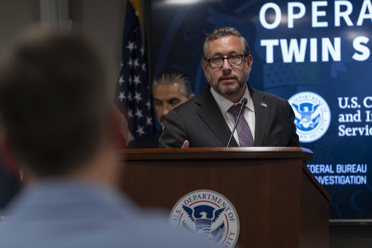 USCISJoe's tweet image. USCIS is declaring an all-out war on immigration fraud, starting with Operation Twin Shield. Thanks to the hard work of @USCIS, @ICEgov, and @FBI, we've investigated 1200+ immigration cases flagged for fraud. ⬇️