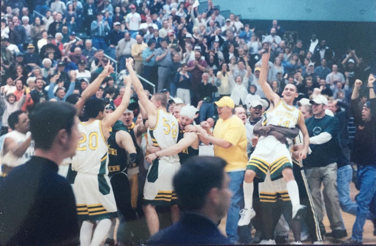 🚨 <a href="/MSSUMensBball/">MSSU Men’s Basketball</a>  1999-2000 Team will be inducted into the Joplin Area Sports Hall of Fame on October 9th, 2025!!🚨 

joplinsports.org/news/2025/9/30…