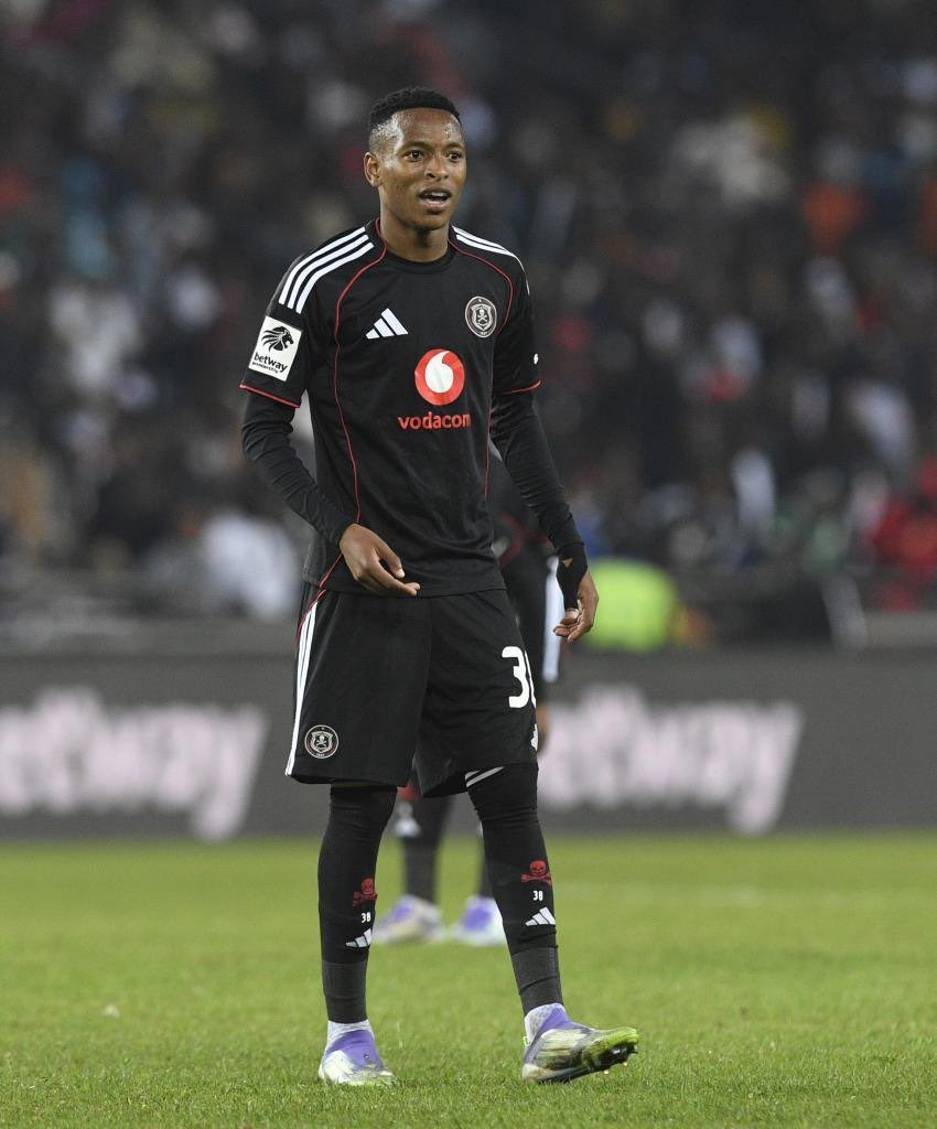 Quite an amazing football IQ from Relebohile Mofokeng 🤴