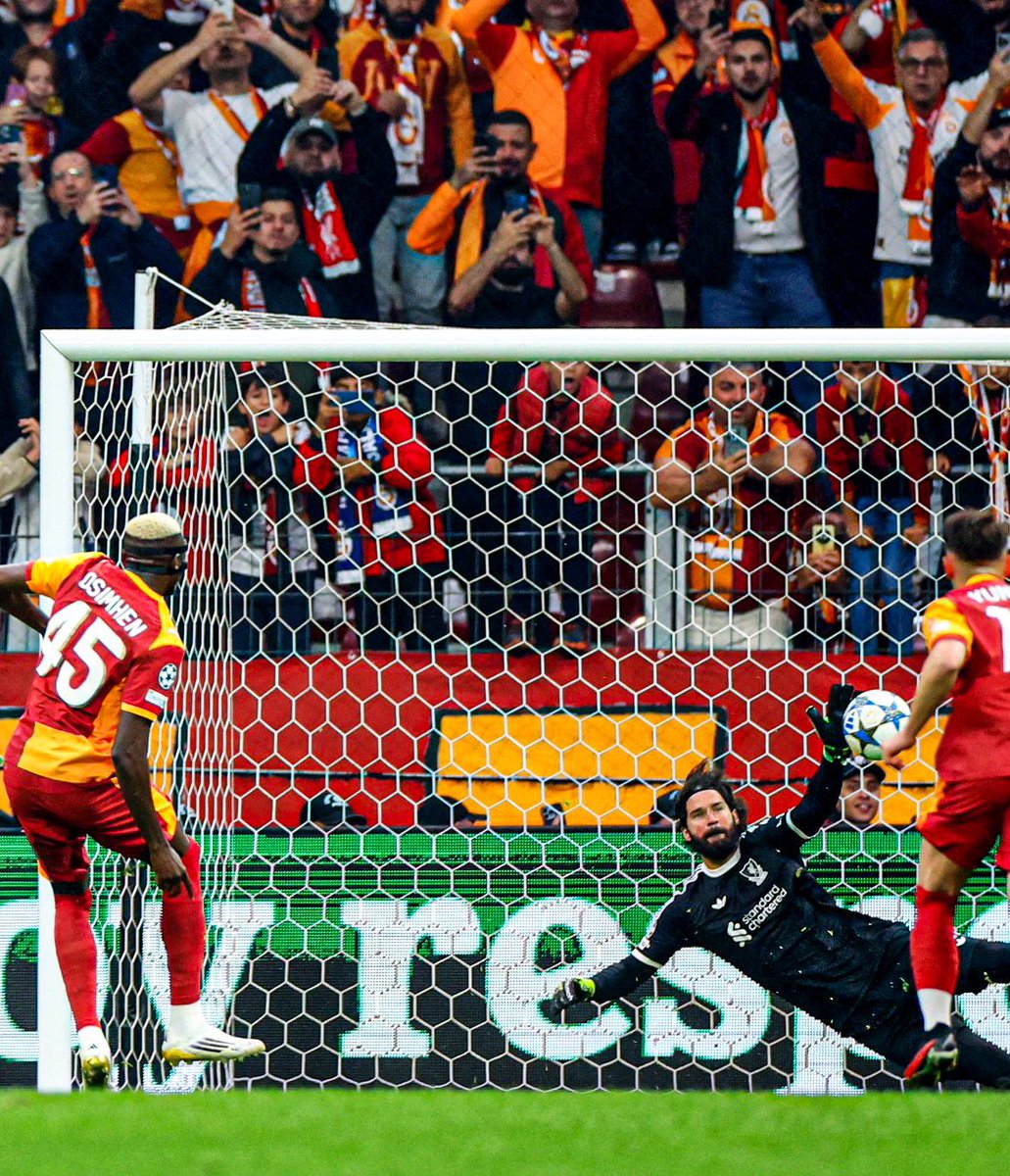 EmreErgenekon's tweet photo. Tarihe geçecek o kare… 🤩 https://t.co/XCumkHAvV1