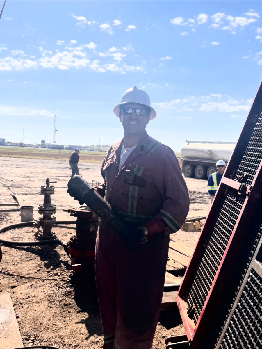 Mike Fowler tweet media