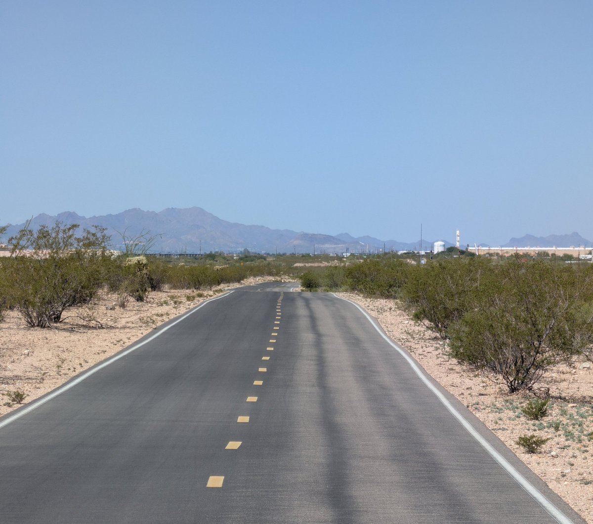 grunner01's tweet image. Some pics from my Pixel 10 Pro XL during my 4.26 mile walk-run. #walking #Running #walkrun #Pixel10ProXL #pics #GooglePixel