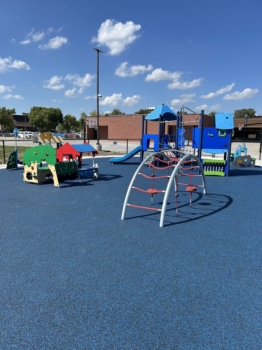 Crouch Recreation tweet media